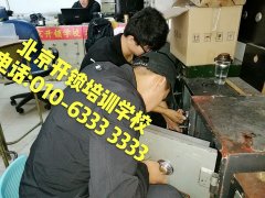 黑人日美女啊啊啊"